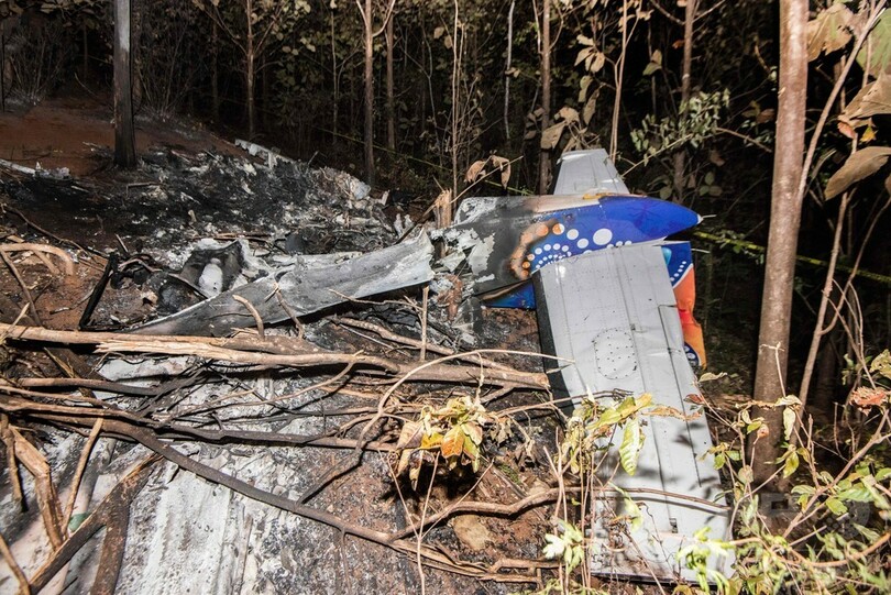 コスタリカで小型機墜落、米国人観光客ら12人死亡