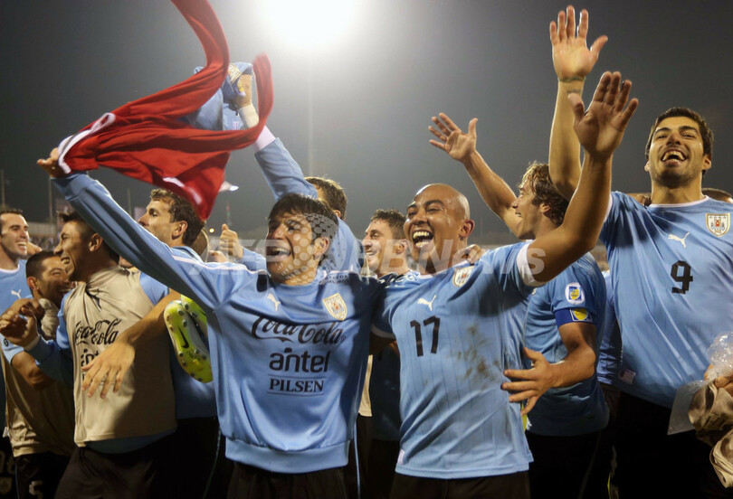 ウルグアイ、5発でヨルダンに大勝 W杯大陸間プレーオフ