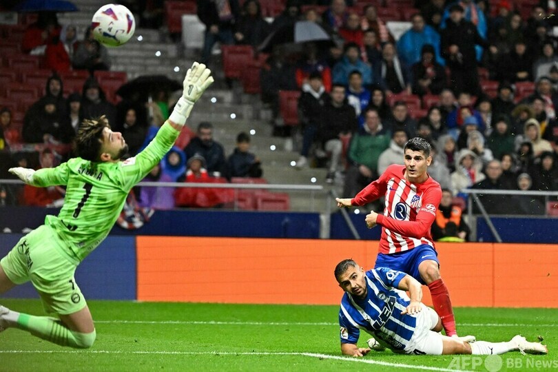 アトレティコがバルサ抜き3位に ソシエダはラージョとドロー