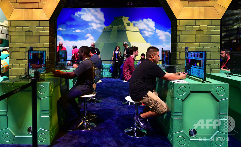 ビデオゲームは大人の趣味、米成人の65%が日常的にプレー