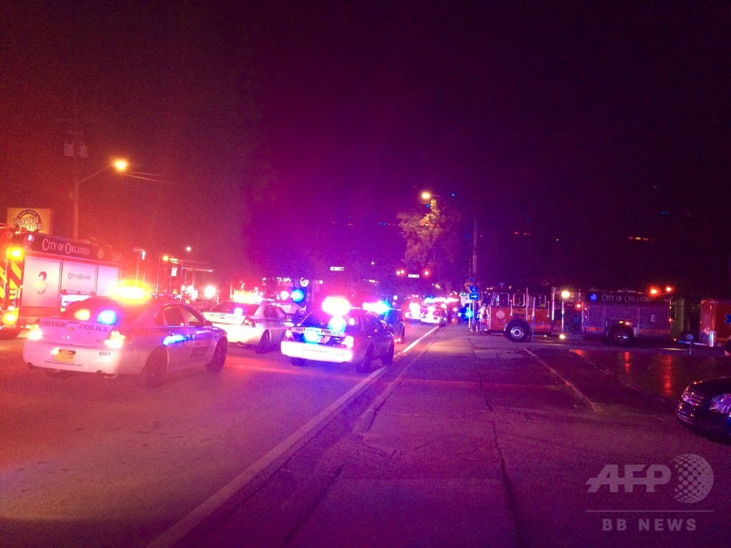 米ナイトクラブで発砲、「多数の犠牲者」 銃撃犯は死亡 米ナイトクラブで発砲、「多数の犠牲者」 銃撃犯は死亡