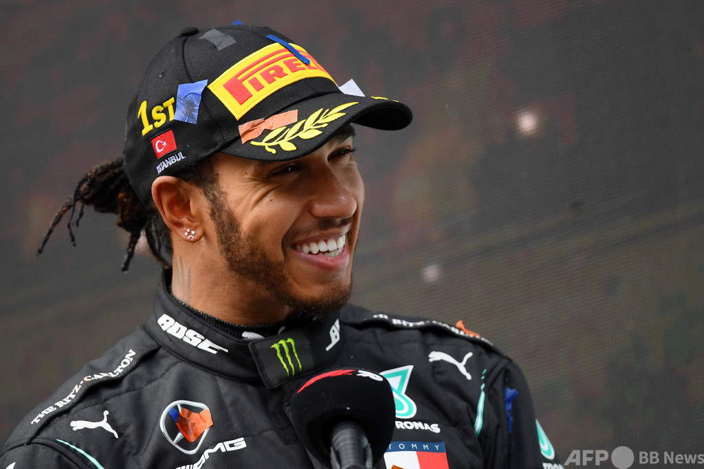 ハミルトンに大英帝国勲章、F1最多タイ7度の総合優勝 写真1枚 国際ニュース:AFPBB News