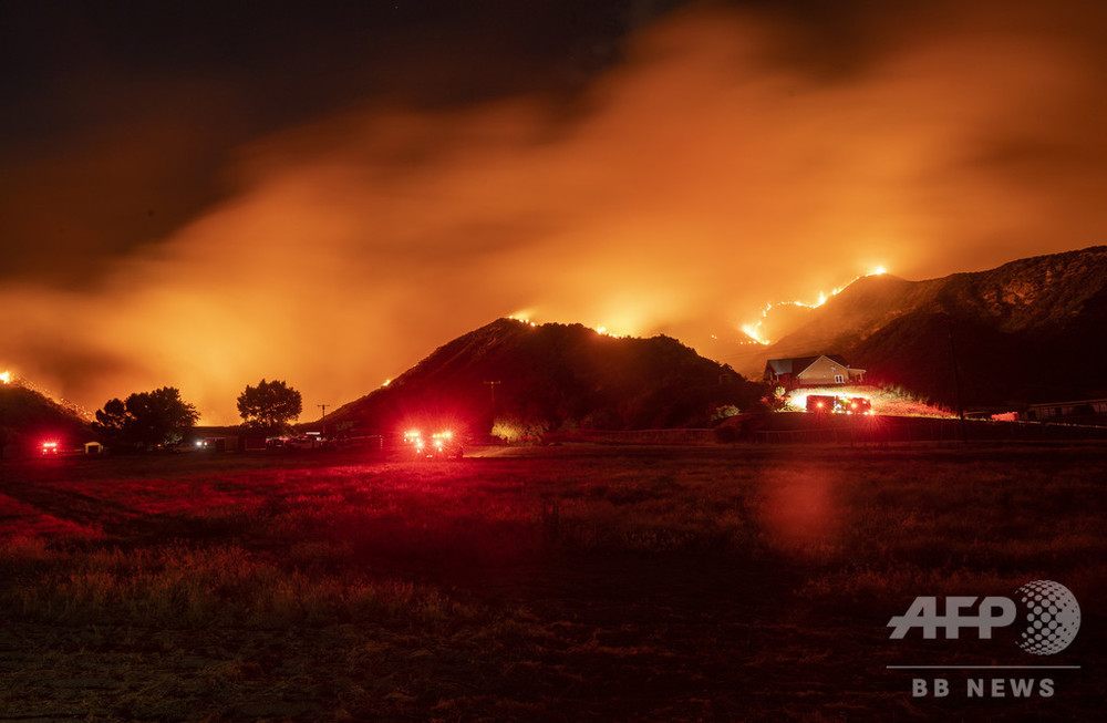 油絵 山火事 img_848a9fe9dd954ba152a57fcc03
