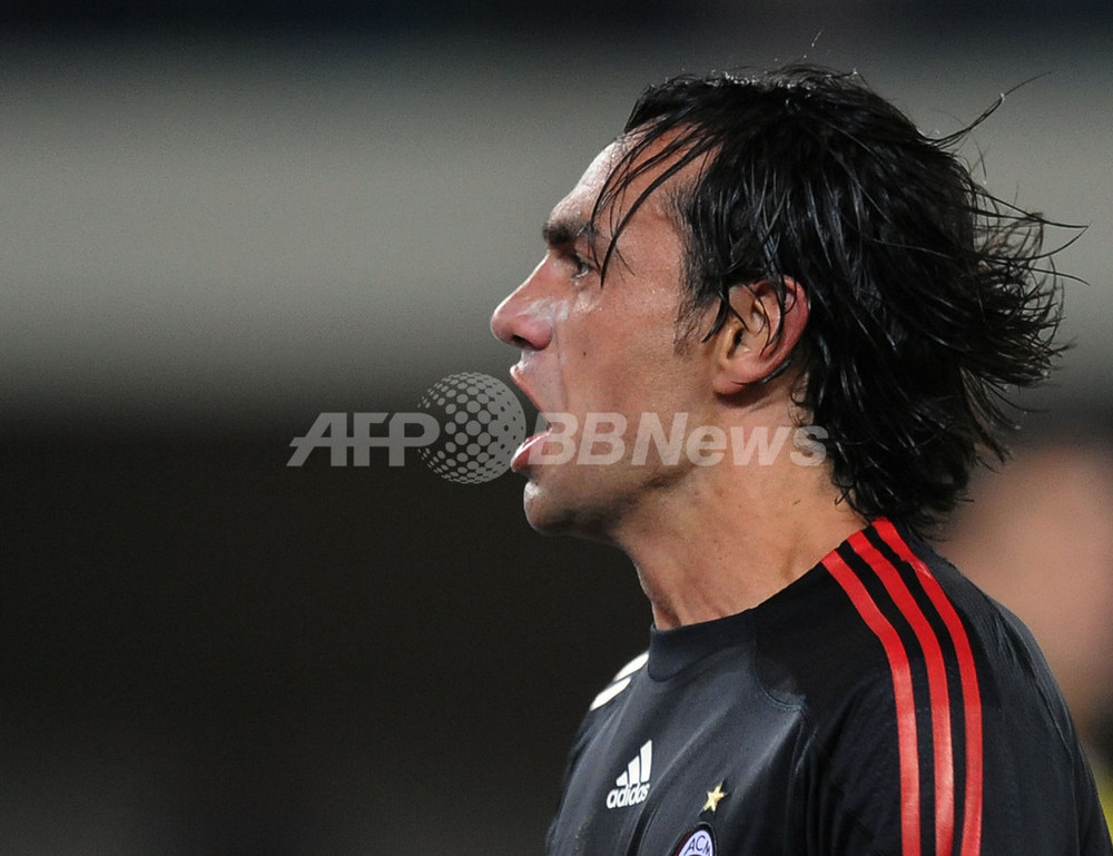 ネスタの2得点でミランが公式戦3連勝、ユベントス4試合ぶりに勝利 写真