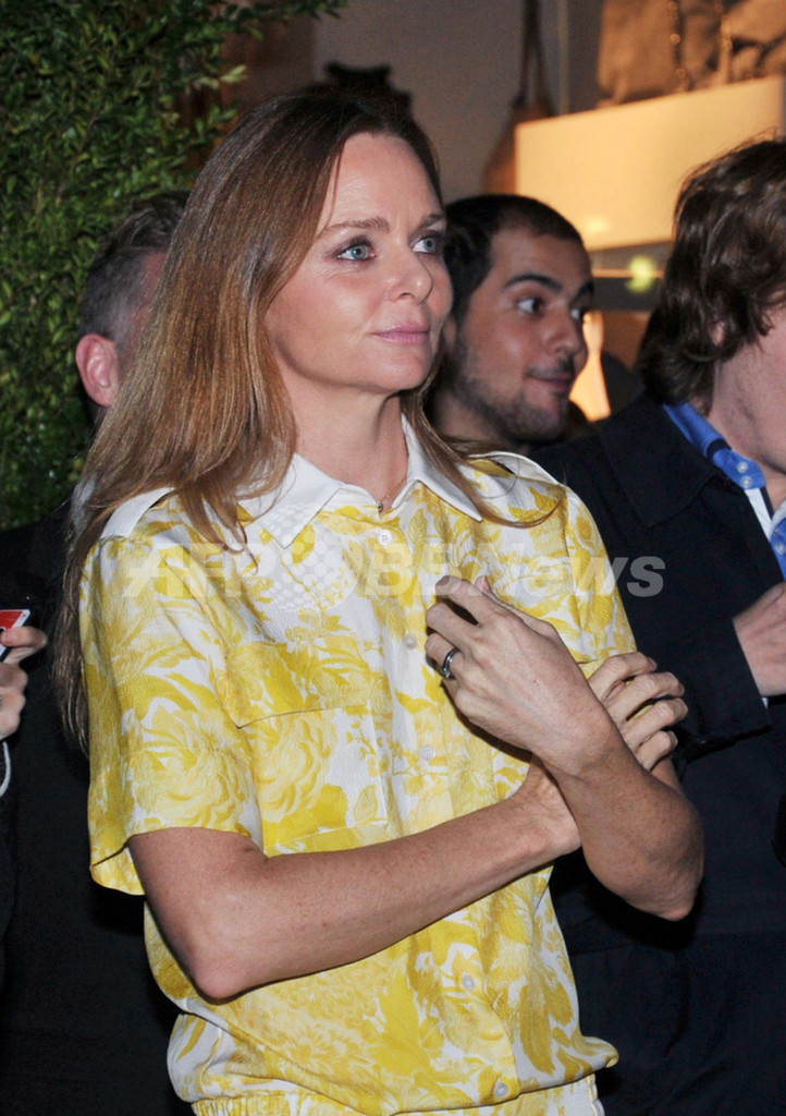 ステラ・マッカートニーとグウィネス・パルトローがコラボ、12日からgoop.comで発売