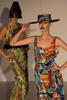 ブラジル・サンパウロで開催されたサンパウロ ファッションウィーク（Sao Paulo Fashion Week）で発表された「ネオン（Neon）」09/10秋冬コレクション（2009年1月23日撮影）。（c）AFP/Nelson Almeida