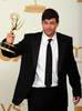 米ロサンゼルス（Los Angeles）で行われた第63回プライムタイム・エミー賞（Primetime Emmy Awards）授賞式で連続ドラマ部門の主演男優賞を獲得したカイル・チャンドラー（Kyle Chandler、2011年9月18日撮影）。(c)AFP/ROBYN BECK