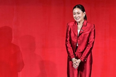 タクシン氏次女、タイ最大与党の党首に選出