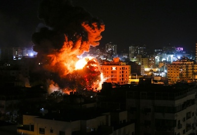 イスラエル、ガザ空爆で民家攻撃に報復 ハマス指導者事務所を破壊