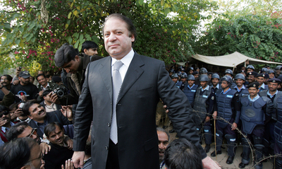 パキスタン当局、シャリフ元首相のチョードリー氏への面会を阻止