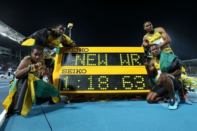ジャマイカが世界新で男子4×200m制す、世界リレー選手権