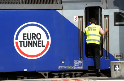 仏、ブレグジット「最悪の事態」に備え 税関職員増員 新法も準備