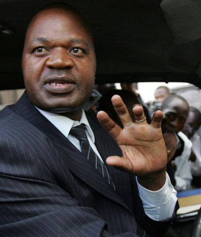 ジンバブエ高裁「選挙結果公表はまだ」、野党の訴え却下