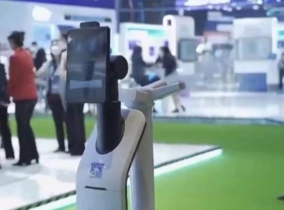中国国際輸入博で消毒ロボットが大人気