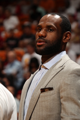 鼻を骨折したジェームズ欠場のヒート、ブルズに勝利