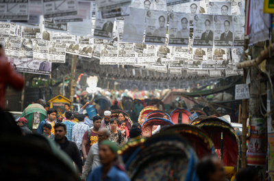 【今日の1枚】選挙ポスターは何枚までOK？ バングラデシュ