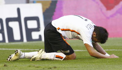 バレンシア ビジャレアルに敗れ優勝の可能性が失くなる