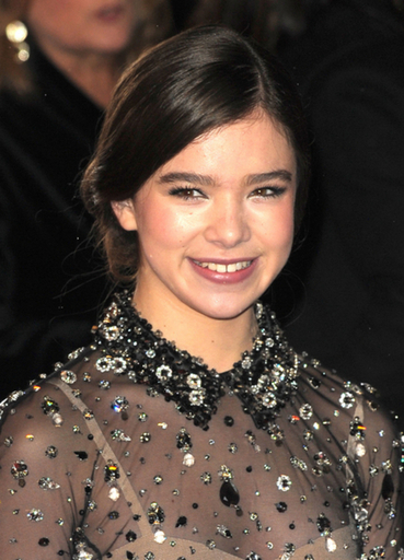 14歳の若手女優ヘイリー、「ミュウミュウ」キャンペーンを振り返る