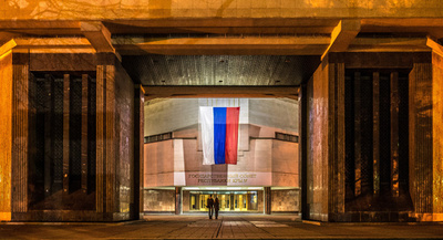 ロシアの「支配」進むクリミア、異議はささやき声のみに