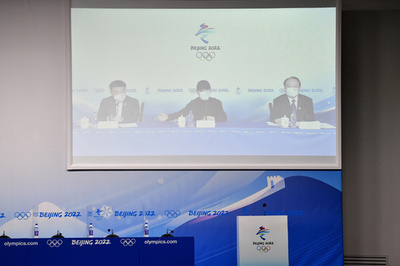 聖火台に点火しない北京冬季五輪 開幕式の張芸謀監督「道を外れてないか自問自答」