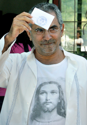 大統領選、開票作業始まる - 東ティモール