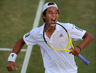 フェデラーら準々決勝進出、盧は台湾人初の8強 ウィンブルドン選手権