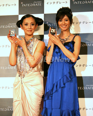 資生堂「インテグレート」、新CMに真木よう子を起用 資生堂「インテグレート」、新CMに真木よう子を起用