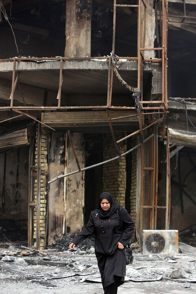 イラク首都の自爆攻撃、死者119人に 政府が治安対策強化