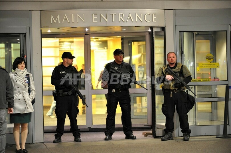 ボストン・マラソンで複数の爆発、3人死亡 100人超負傷