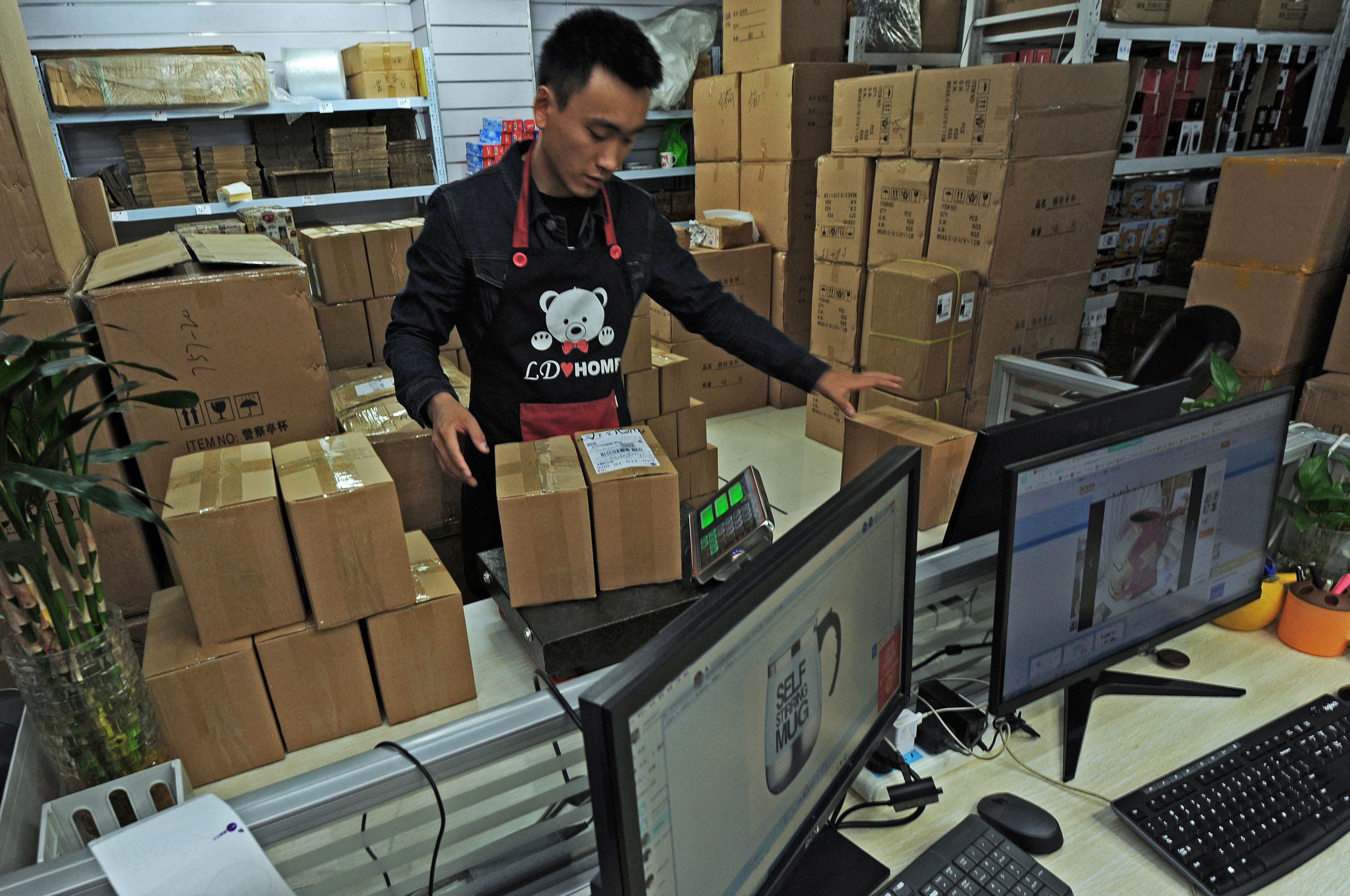 中国上場小売りEC企業23社、18年売上高は1兆3500億元 中国上場小売りEC企業23社、18年売上高は1兆3500億元