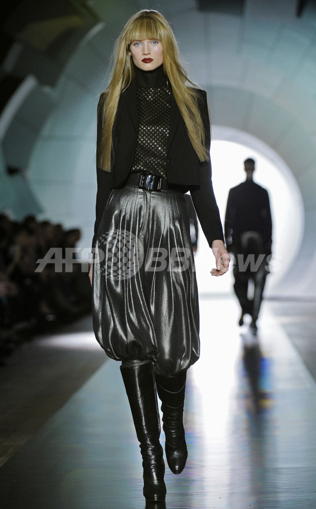 ＜09/10年秋冬ベルリン・コレクション＞ジョープ、イーストパックら新作を発表 写真29枚 国際ニュース：AFPBB News