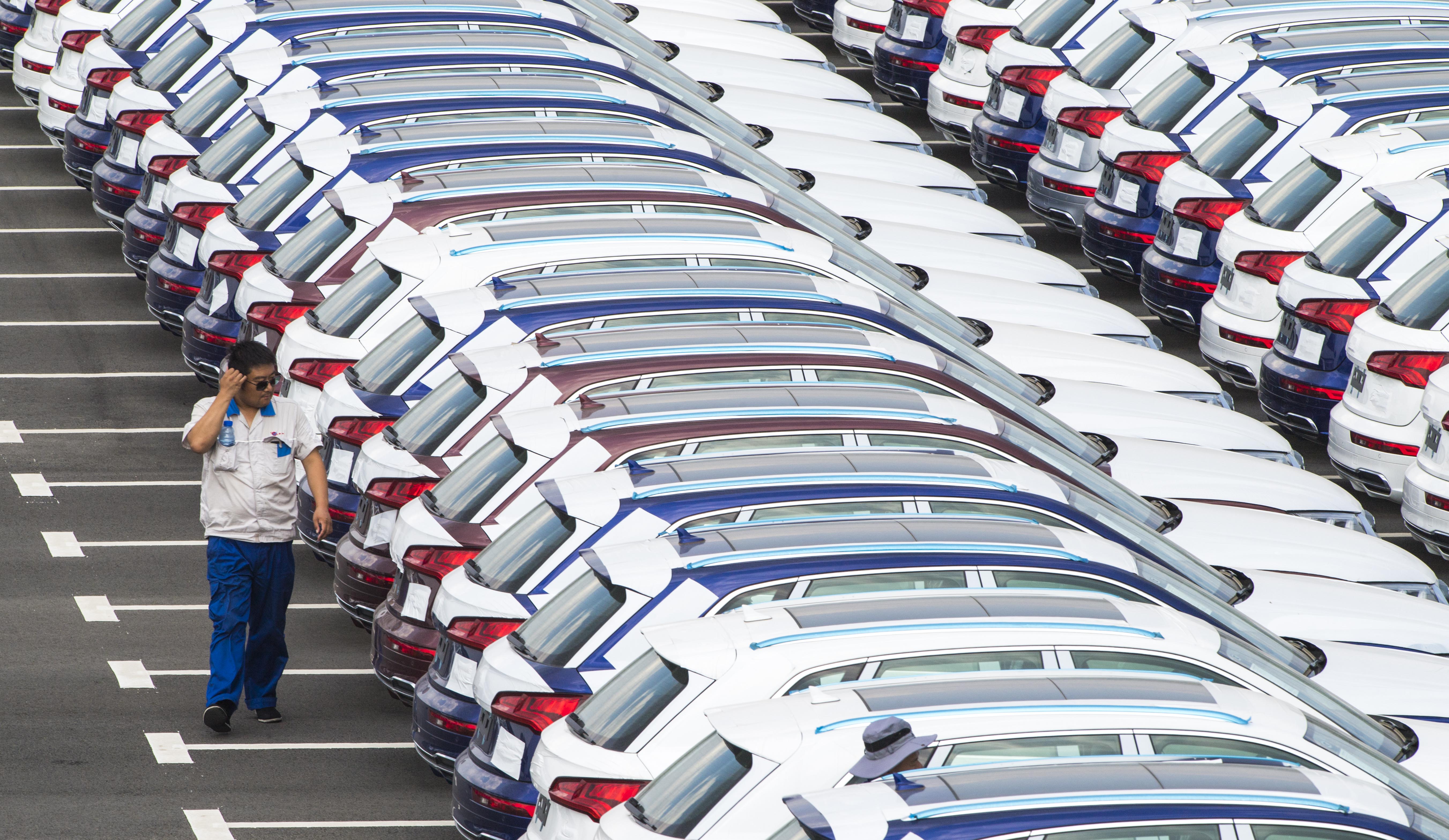 中国の自動車販売台数、上半期は前年同期比12.4%減 中国の自動車販売台数、上半期は前年同期比12.4%減