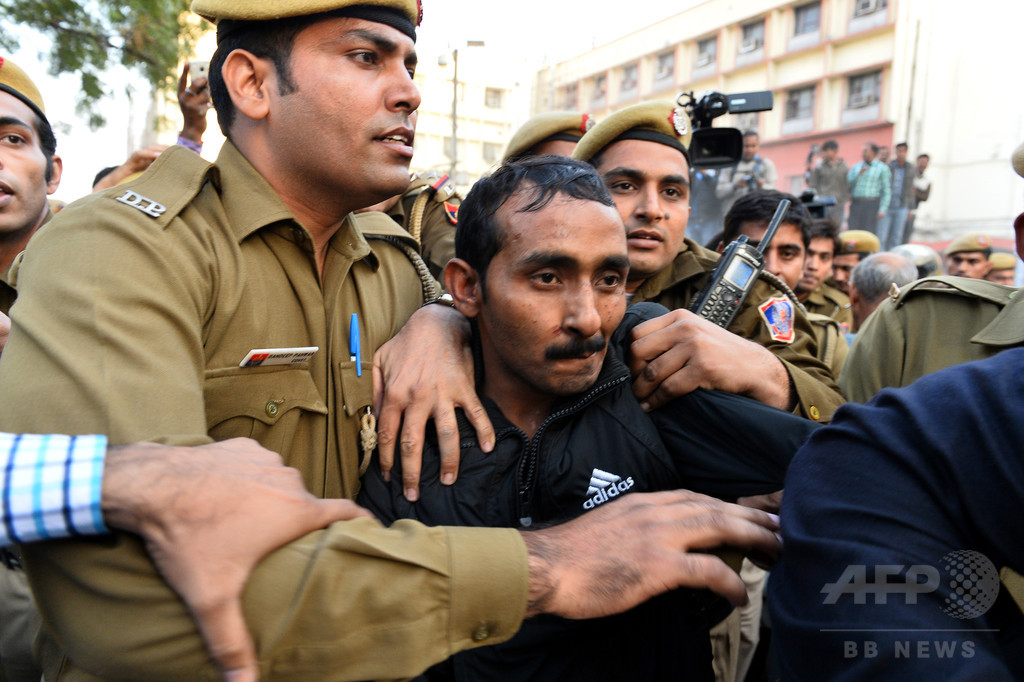 女性客に性的暴行の「ウーバー」運転手に終身刑、インド 女性客に性的暴行の「ウーバー」運転手に終身刑、インド