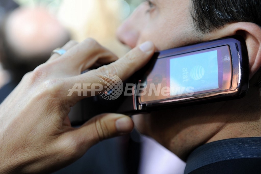 携帯電話の使用と脳腫瘍リスクに相関関係なし、WHO研究 携帯電話の使用と脳腫瘍リスクに相関関係なし、WHO研究