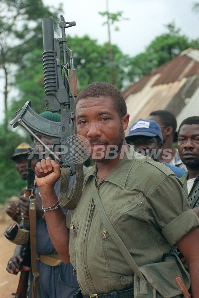 リベリア シエラレオネ両内戦の 黒幕 テーラー被告の生涯 写真2枚 国際ニュース Afpbb News