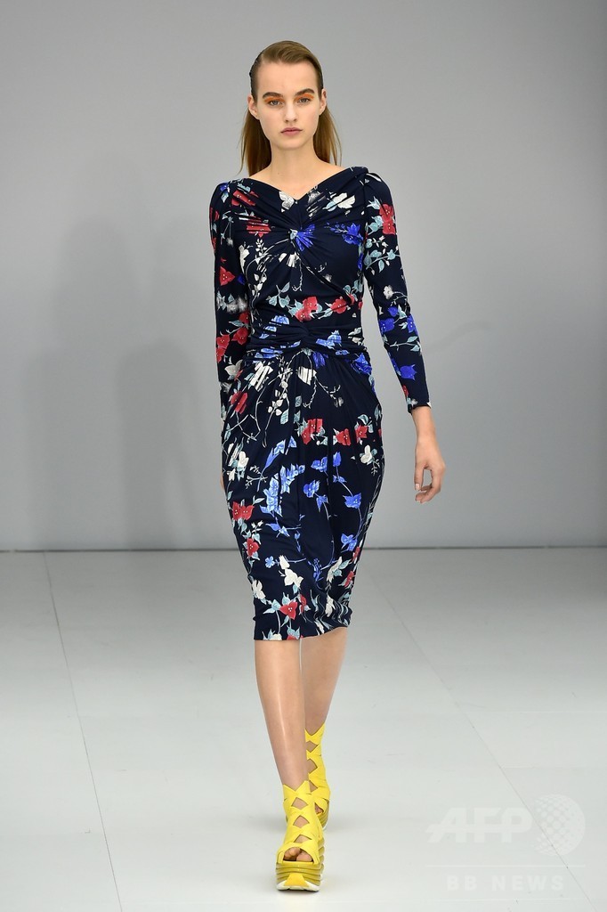 「サルヴァトーレ フェラガモ」」17年春夏