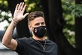 イタリア・セリエA、ACミランとの契約に向け、メディカルチェックを受けるラ・マドンニナ・クリニックに到着したオリヴィエ・ジルー（2021年7月16日撮影）。(c)Piero CRUCIATTI / AFP