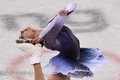 平昌冬季五輪、フィギュアスケート女子シングル・ショートプログラム（SP）の演技に臨むエフゲニア・メドベデワ（2018年2月21日撮影）。(c)AFP/ARIS MESSINIS
