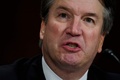 米上院司法委員会の公聴会で証言する最高裁判事候補のブレット・カバノー氏。米首都ワシントンで（2018年9月27日撮影）。(c)Andrew Harnik / POOL / AFP