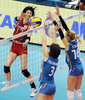 女子バレーボール、ワールドグランプリ2009（%%FIVB World Grand Prix 2009%%）決勝ラウンド、日本対オランダ。試合は日本がセットカウント3-0（25-22、25-18、25-22）で勝ち、初勝利を挙げた。写真はスパイクを放つ木村沙織（%%Saori Kimura%%）。（2009年8月21日撮影）(c)AFP/KAZUHIRO NOGI