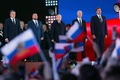 ロシア・モスクワで開かれたウクライナ4州の正式併合を記念する式典に臨むウラジーミル・プーチン大統領（中央）とロシア側が任命した各州の首長（2022年9月30日撮影、資料写真）。(c)Anton Novoderezhkin / SPUTNIK / AFP