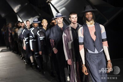 アストリッド アンデルセン 19 年秋冬メンズ 写真26枚 ファッション ニュースならmode Press Powered By Afpbb News