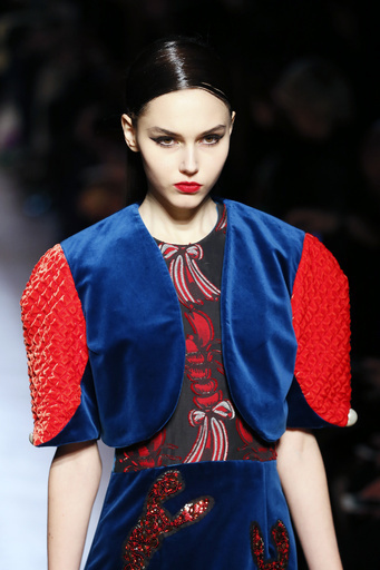 ＜13/14年秋冬パリコレクション＞ツモリチサト