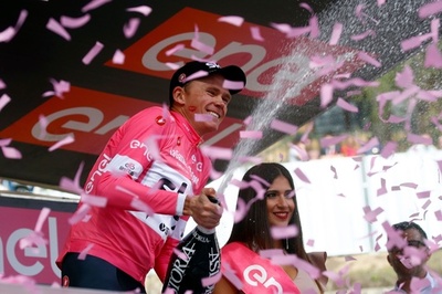 フルームが第19Sを制し総合首位奪取、イェーツはまさかの大失速