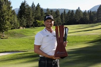 ストラウドが三つどもえのプレーオフ制す、PGA290戦目で初優勝