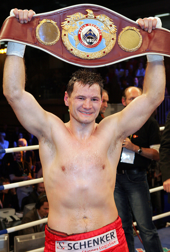 ＜ボクシング＞WBO世界ライトヘビー級、エルディ 通算7度目の防衛に成功 - ドイツ