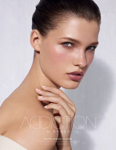 「アディクション」ハンプトンズに着想を得たサマーコレクション