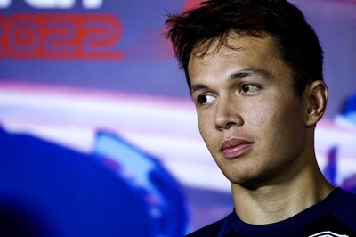 ウィリアムズのアルボン、一時人工呼吸器が必要に 虫垂炎で手術