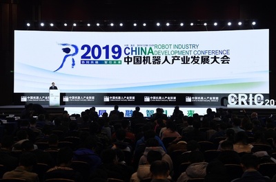 国産工業用ロボット販売が初めて同期比減 中国