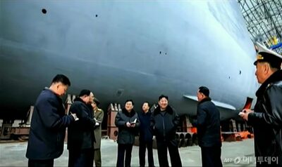 北朝鮮「国防発展5カ年計画」最終段階へ…原子力潜水艦公開、米朝対話意識か